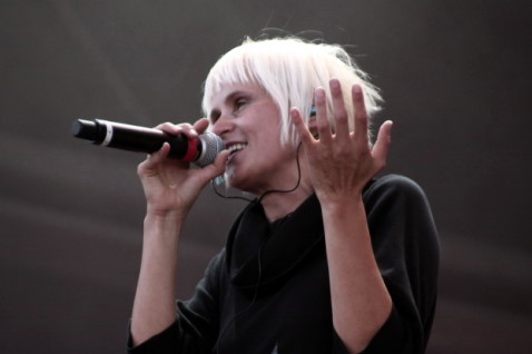 Mono + Nikitaman (D) with The Royal Flash Band 15. Chiemsee Reggae Festival, Übersee - 15. August 2009 (8).JPG